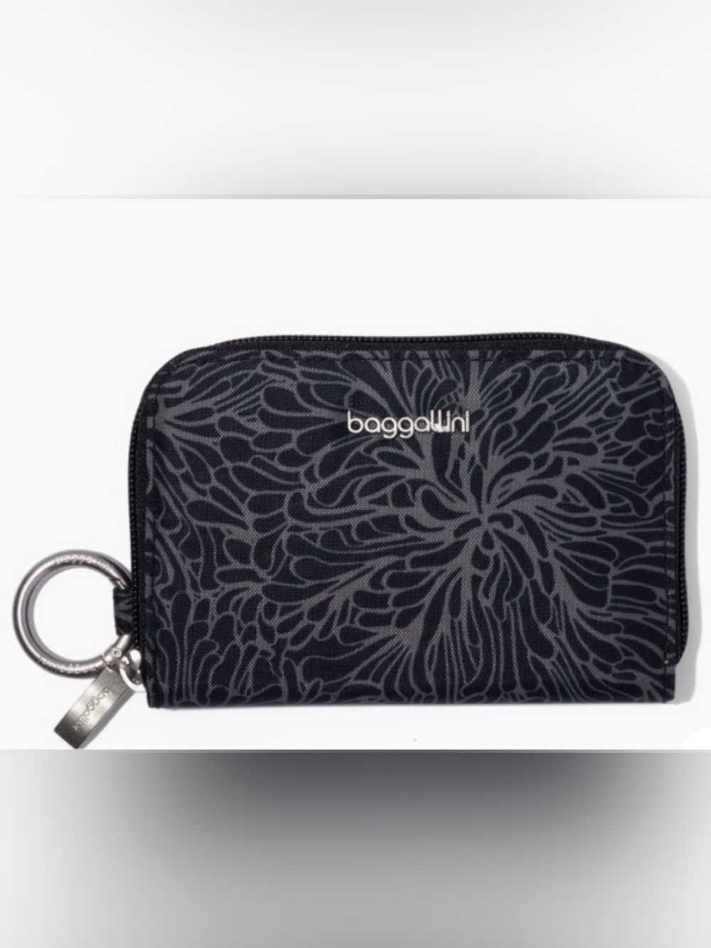 NWT Baggallini Midnight Blossom Deluxe Card Case.
